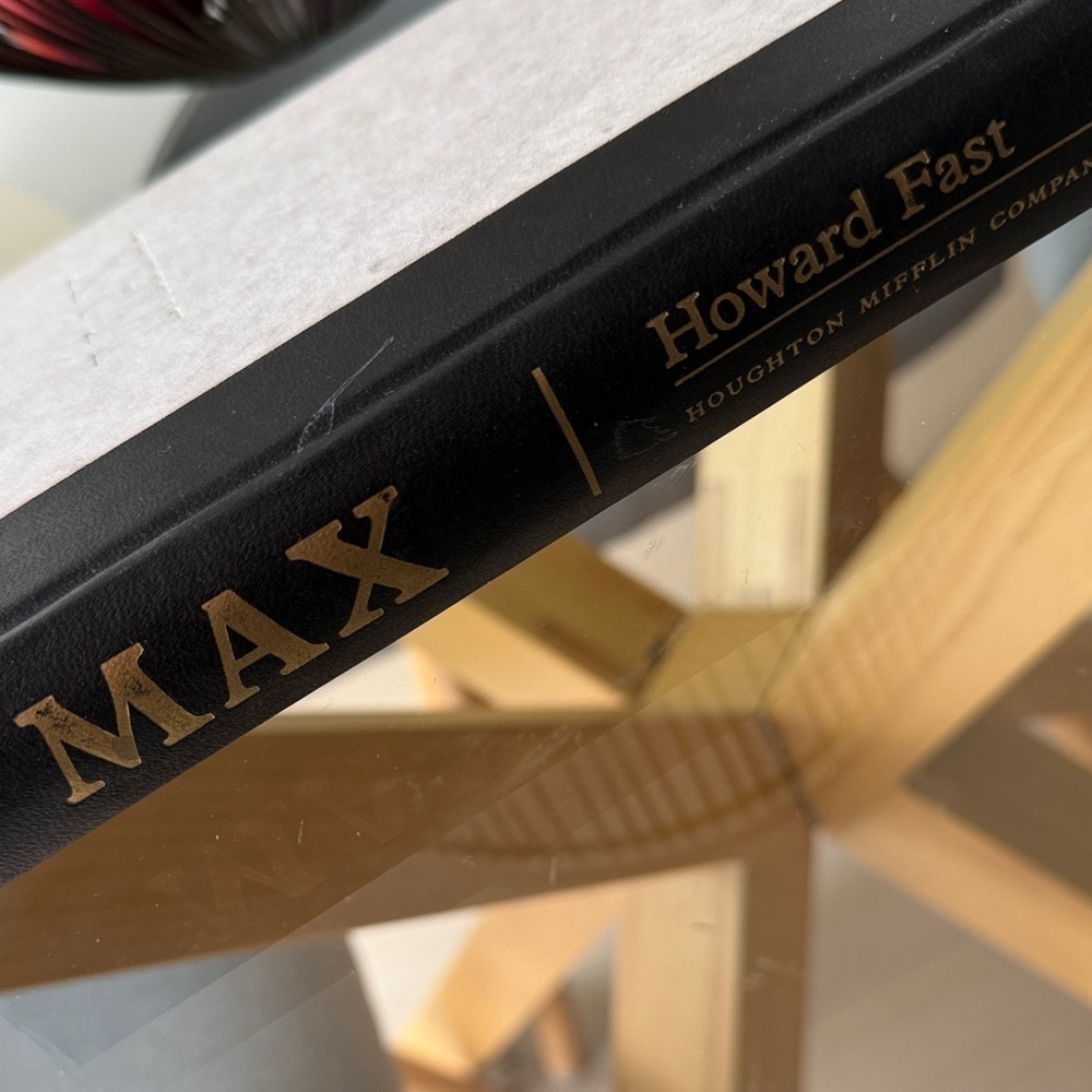 MAX by Howard Fast - Picture 4 of 6